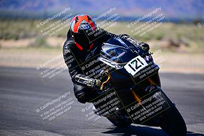 media/Mar-25-2024-Moto Forza (Mon) [[8d4319bd68]]/3-Intermediate Group/Session 3 (Turn 16 Inside)/